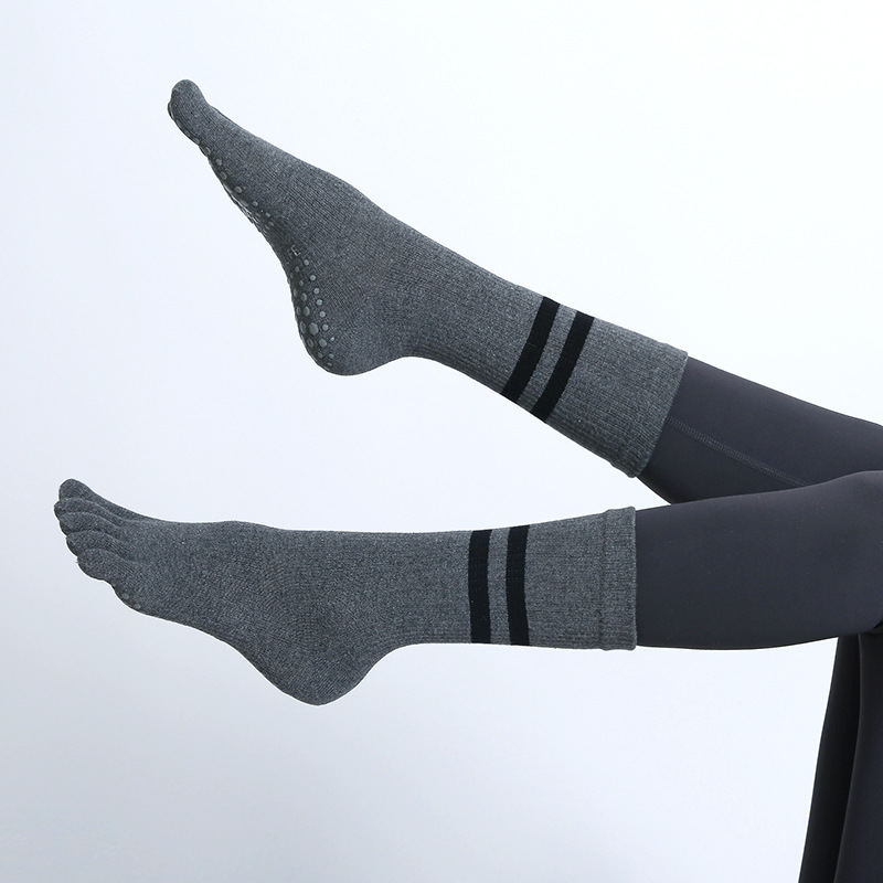 Kaus kaki Yoga anti selip, kau - Yoga Fitness Dance ulasan dan harga